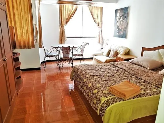 Thepthip Mansion Pattaya 5th Floor Studio Apartment