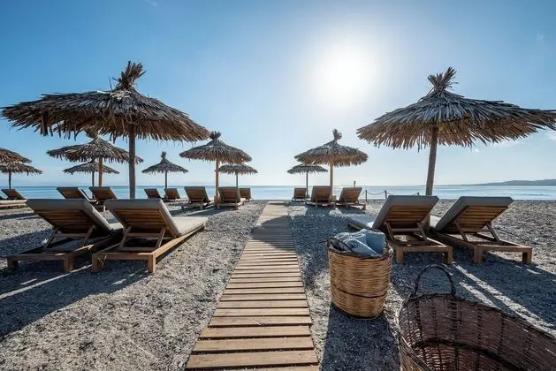 Theros All Suite Hotel - Adults Only - Plaj