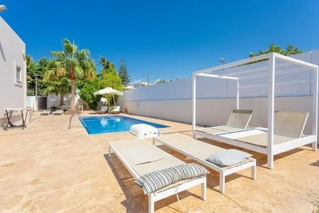 Villa Thetis Large Private Pool Walk to Beach Sea Views A C Wifi Car Not Required Eco-friendl - 2302