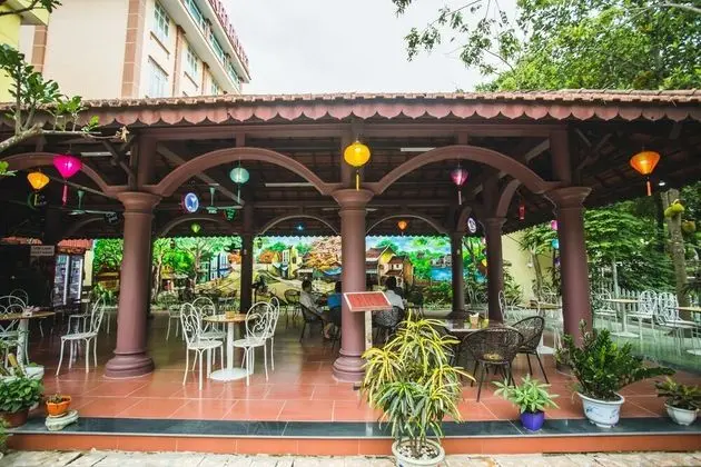 Thien Truong An Hotel - Yerinde Yemek