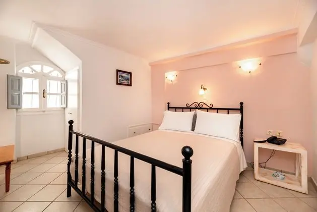 Villa by Hotel Thira - Öne Çıkan Resim