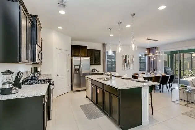 This Dream 6 Bdrm, 5 BA Home - Mutfak