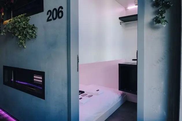 This Hostel - Genel