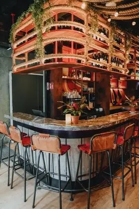 This Hostel - Lobi