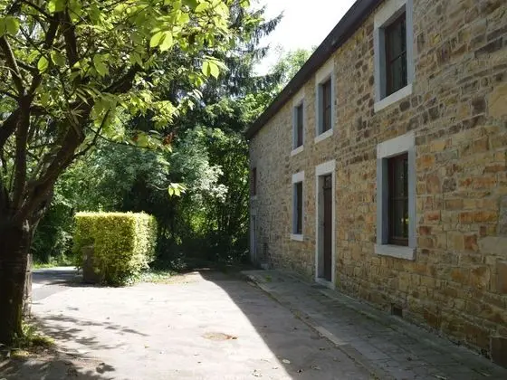 This Plain House is Very Suitable for Groups - Dış Mekan
