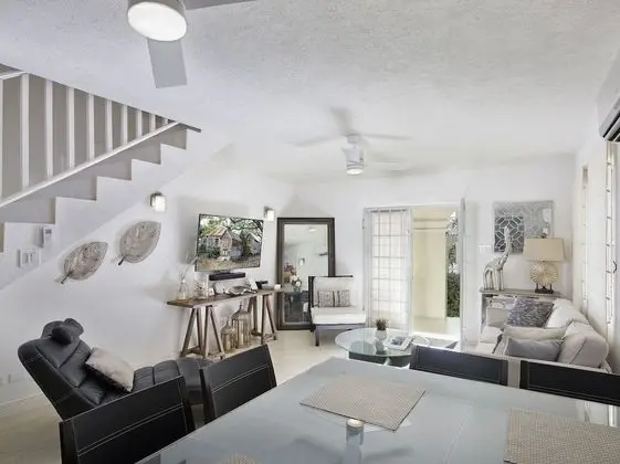 This Property in Centrally Located in a Quiet Residential Neighbourhood