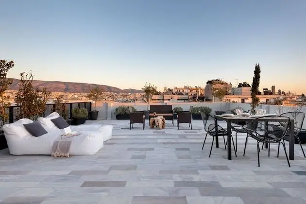 Thisean Modern Suites by Athens Stay