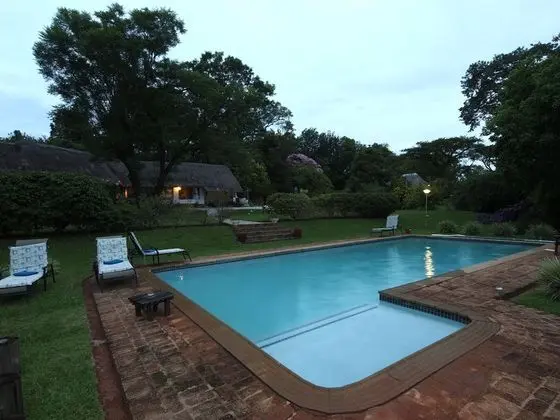 Thokozani Lodge - Havuz