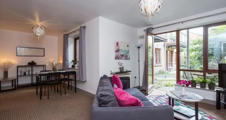 Thomas Street Apartments