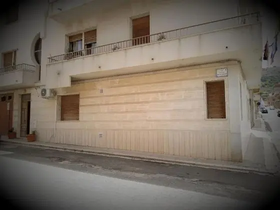 Thomas'home