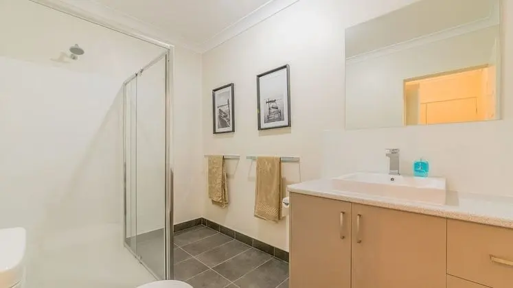 Thompson Avenue Apartments - 3 - Banyo Tipleri
