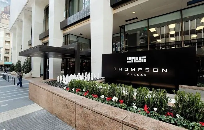 Thompson Dallas - Dış Mekan