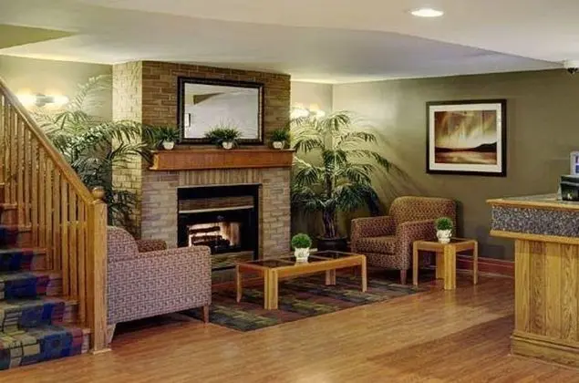 Thompson's Best Value Inn & Suites - Lobi