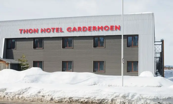 Thon Hotel Gardermoen - Dış Mekan