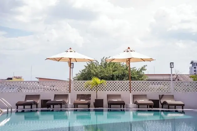 Thong Tarin Hotel - Havuz