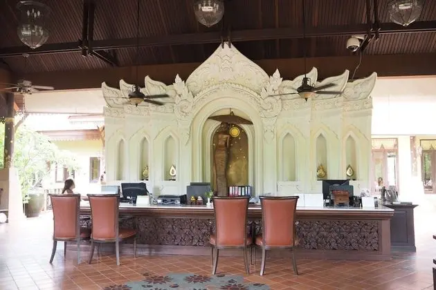 Villa Thongbura - Lobi