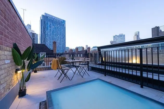 Three Bed Apts near Spitalfields Mkt