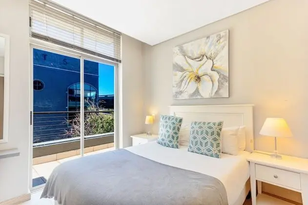 Three Bedroom Apartment - Fully Furnished With Balcony - Oda