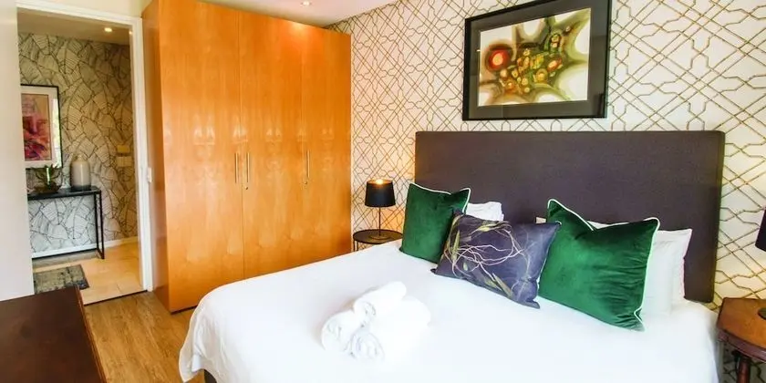 Three Bedroom Apartment - Fully Furnished and Equipped - Oda