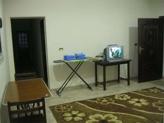 Three Bedroom Apartment With Pyramids View - Oda
