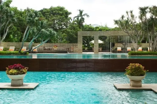 Three Bedroom Executive Apartment, Somerset Berlian Jakarta