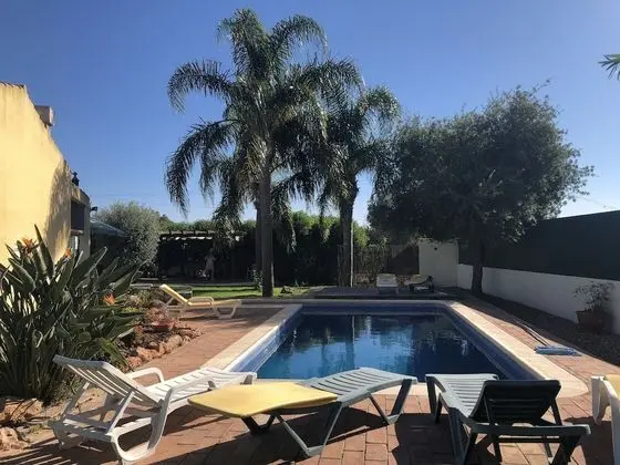 Three Bedroom Villa With Pool Near Olhao