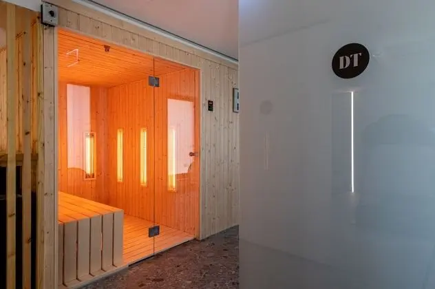 The Three Corners Downtown Edition Hotel - Havuz