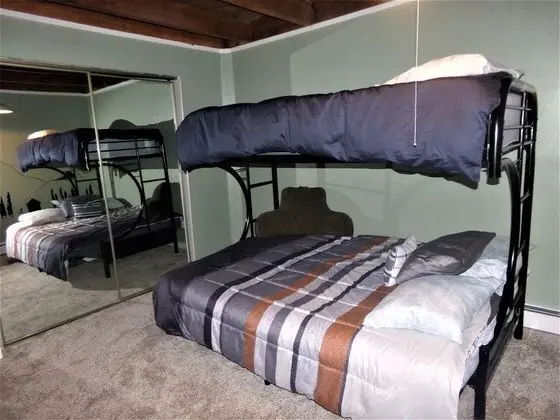 Three House 2 Bed 2 Bath THWC - Oda