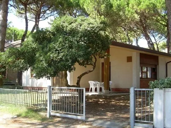 Three-room Apartment in a Family House With Shared Garden in Lignano Pineta
