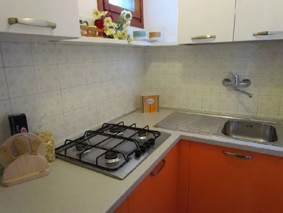 Three-room Apartment in a Nice Villa With Garden - Beach Place Included - Mutfak