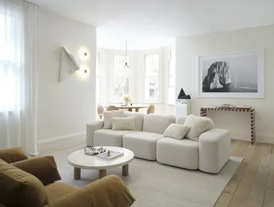 Three Rooms Sydney - Öne Çıkan Resim