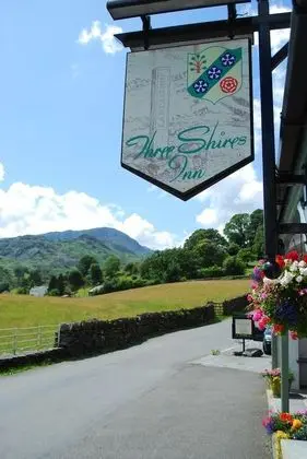 The Three Shires Inn - Dış Mekan