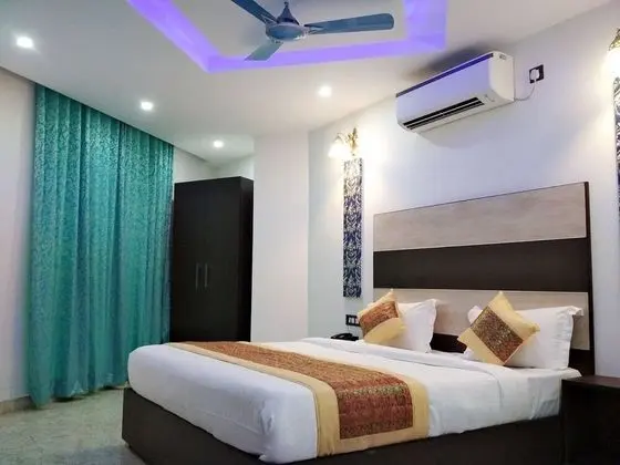 Hotel Three Star - Öne Çıkan Resim