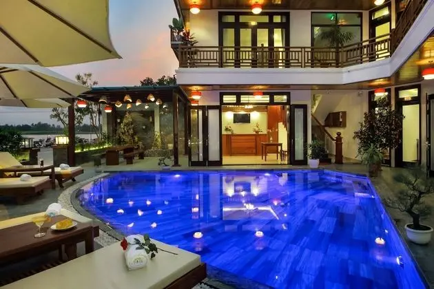 Threeway Riverside Villa