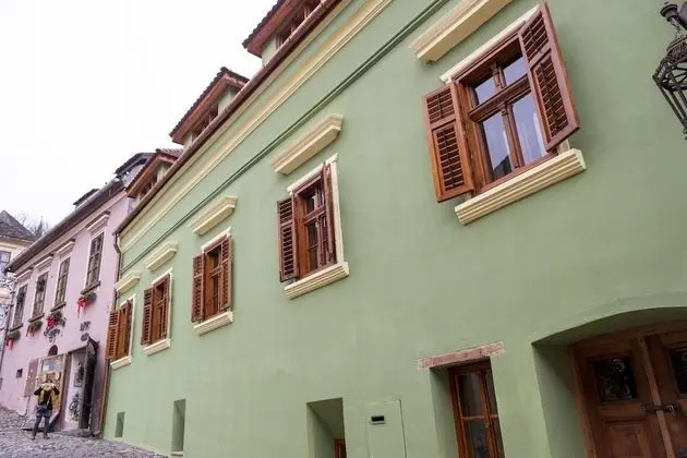 The Throne Boutique Hotel