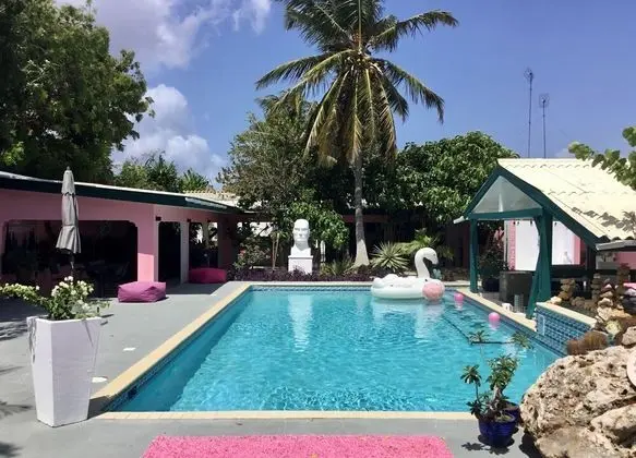 THUISHAVEN adults-only boutique resort - Havuz