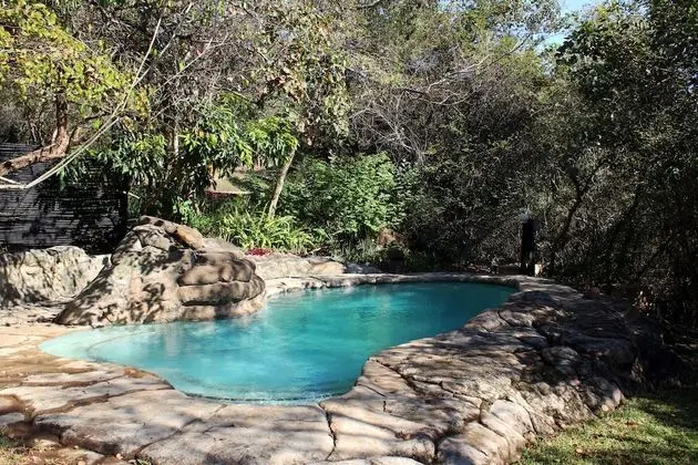 Thulamela Bed and Breakfast - Havuz