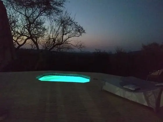 Thulani Game Lodge And Eco Estate - Dış Mekan