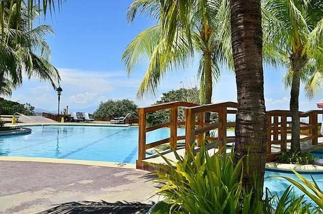 Thunderbird Resorts - Rizal - Havuz