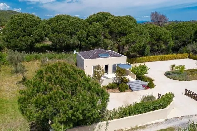 Tiamo Secrets Leading Villas River Beach