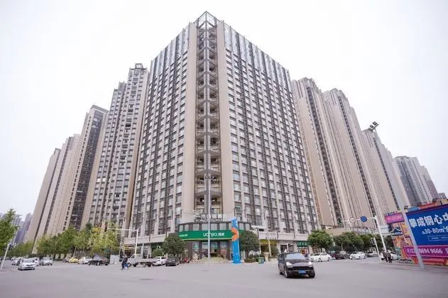Tianfu Holiday Hotel - Niushikou Metro Station Branch