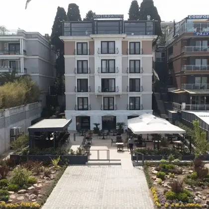 Tiara Büyükada