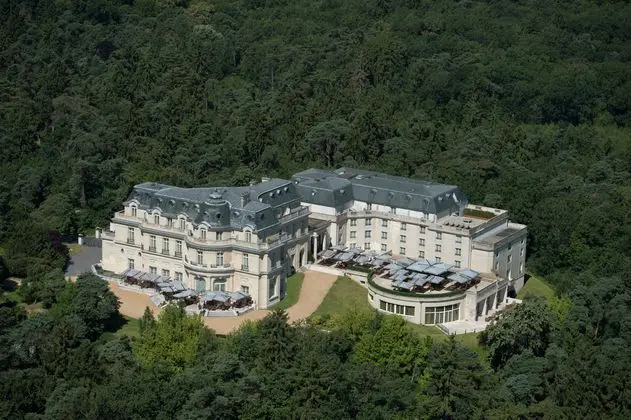 Tiara Chateau Mont Royal