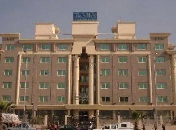 Tiba Pyramids Resort