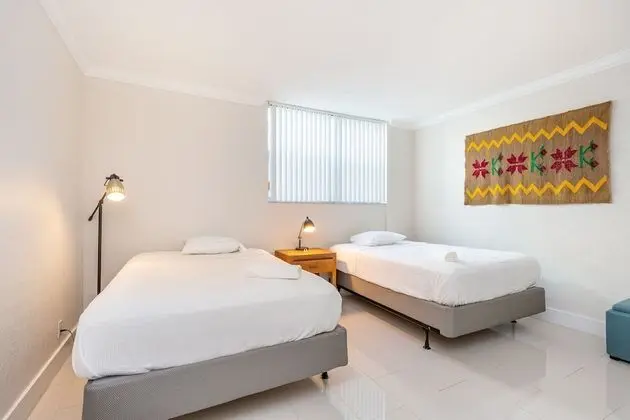The Tides Ocean Luxury Suites - Oda