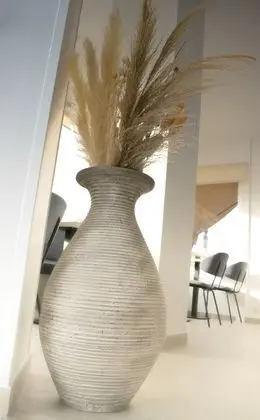 Tiercé Hotel - Lobi