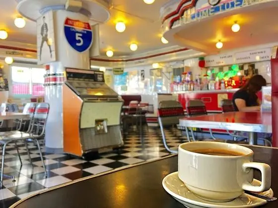 Hotel Tiffany Laoag - Yerinde Yemek
