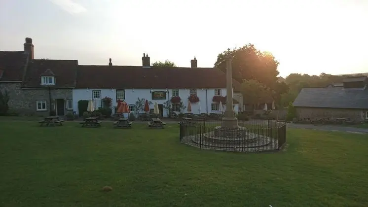 Tiger Inn - Dış Mekan