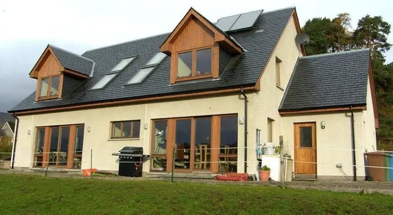 Tigh an Each B&B & Laggan Glamping