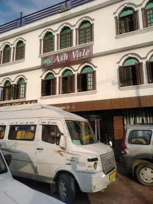 TIH Hotel Ash Vale - Dış Mekan